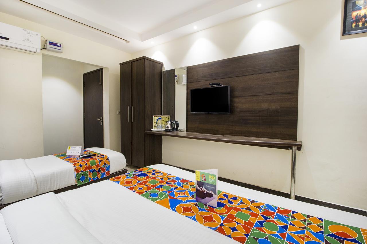 แฟ็บเอ็กซ์เพรส เลอ คอนติเนนตัล Hotel นิวเดลี ภายนอก รูปภาพ